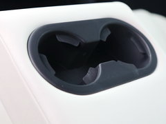 2016款 2.5L 自动四驱蓝天激情版