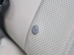 2016款 2.5L 自动四驱蓝天激情版