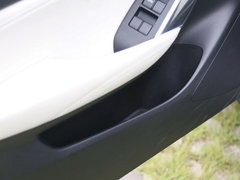 2016款 2.5L 自动四驱蓝天激情版