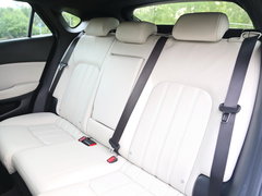 2016款 2.5L 自动四驱蓝天激情版