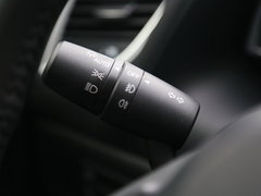 2016款 2.5L 自动四驱蓝天激情版