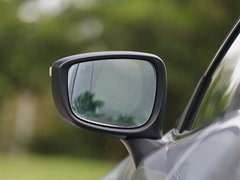 2016款 2.5L 自动四驱蓝天激情版