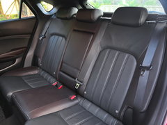 2016款 2.5L 自动四驱蓝天激情版
