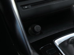 2016款 2.5L 自动四驱蓝天激情版