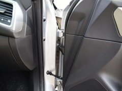 2016款 2.5L 自动四驱蓝天无畏版