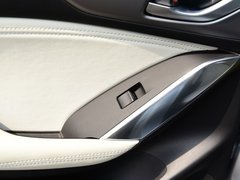 2016款 2.5L 自动四驱蓝天无畏版