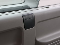 2016款 2.0TSI 四驱舒适版8座