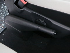 2016款 2.0TSI 四驱舒适版8座