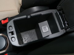 2016款 2.0L 自动四驱75周年致敬版