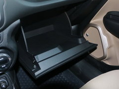 2016款 2.0L 自动四驱75周年致敬版