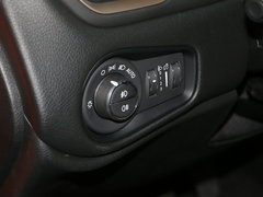2016款 2.0L 自动四驱75周年致敬版