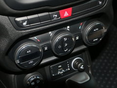 2016款 2.0L 自动四驱75周年致敬版