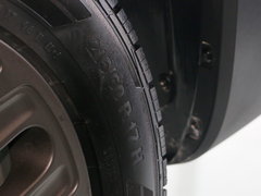 2016款 2.0L 自动四驱75周年致敬版