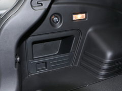 2016款 1.8L 手动尊贵型