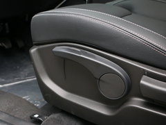 2016款 1.8L 手动尊贵型