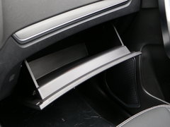 2016款 1.8L 手动尊贵型