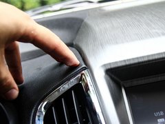 2016款 1.5L 尊贵型
