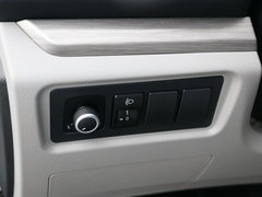 2016款 1.5L 尊贵型