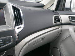 2016款 1.5L 尊贵型
