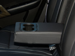 2016款 1.5T 手动旗舰型