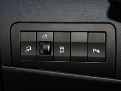 2016款 1.5T 手动旗舰型