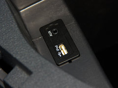 2016款 1.5T 手动旗舰型