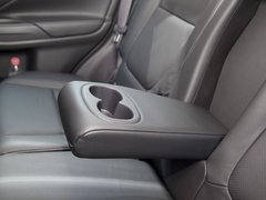 2016款 2.4L 四驱尊贵版7座