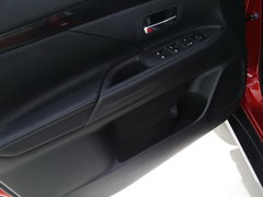 2016款 2.4L 四驱精英版5座