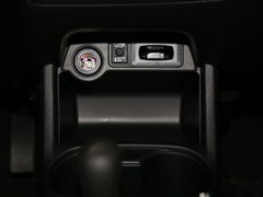 2016款 2.4L 四驱精英版5座