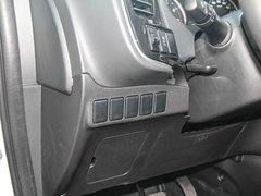 2016款 2.0L 两驱荣耀版
