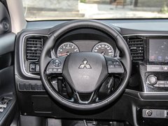 2016款 2.0L 两驱荣耀版