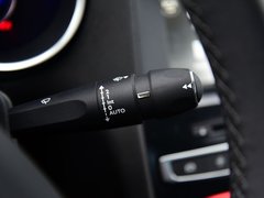 2016款 1.6T 自动旗舰型