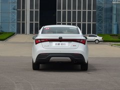 2016款 1.5T 自动超值豪华版