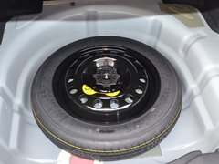 2016款 1.5L 自动超值豪华版