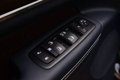 2016款 3.6L 豪华导航版
