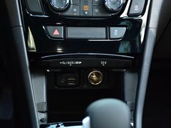 2016款 18T 自动四驱全能旗舰型