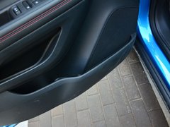 2016款 18T 自动四驱全能旗舰型