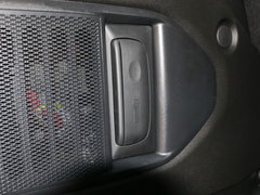 2016款 2.0L 自动四驱75周年致敬版