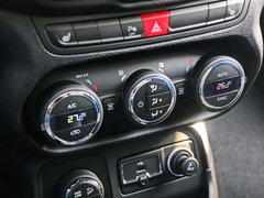 2016款 2.0L 自动四驱75周年致敬版