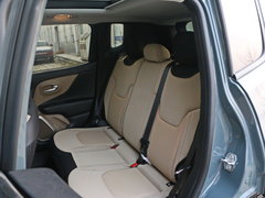 2016款 2.0L 自动四驱75周年致敬版