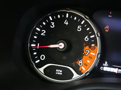 2016款 2.0L 自动四驱75周年致敬版