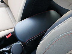 2016款 2.0L 自动四驱75周年致敬版