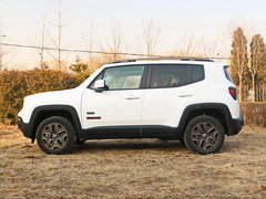 2016款 2.0L 自动四驱75周年致敬版
