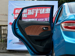 2016款 1.6L CVT旗舰型