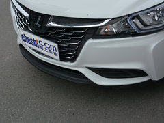 2016款 1.6L CVT尊享型天窗版