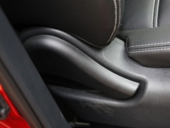 2017款 2.0L CVT领尚版