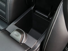 2017款 2.0L CVT领尚版