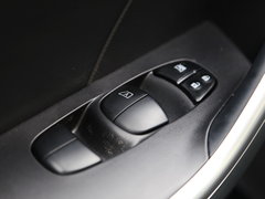 2017款 2.0L CVT领尚版