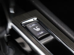 2017款 2.0L CVT领尚版
