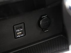 2017款 2.0L CVT领尚版